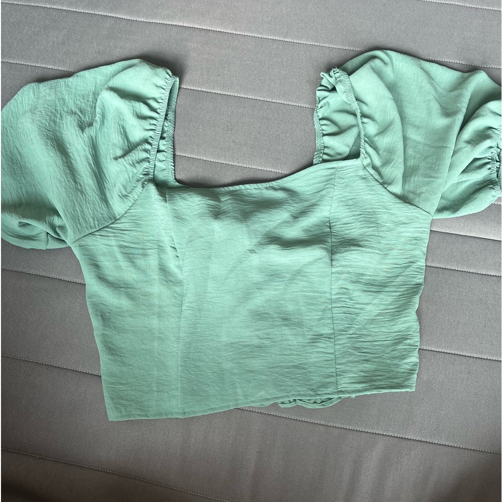 Green Altard State Top